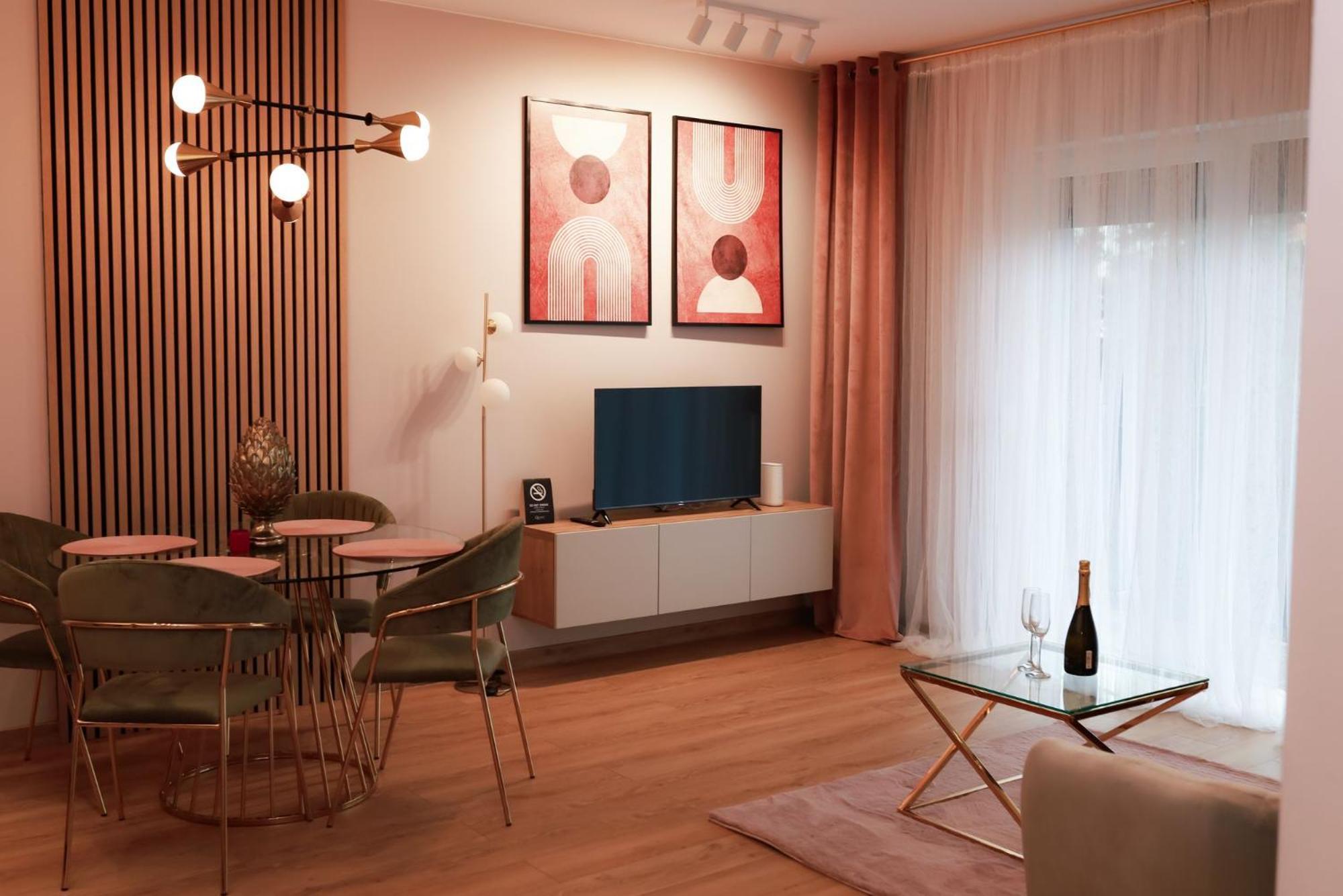 Apartament Milano Пневи Екстер'єр фото