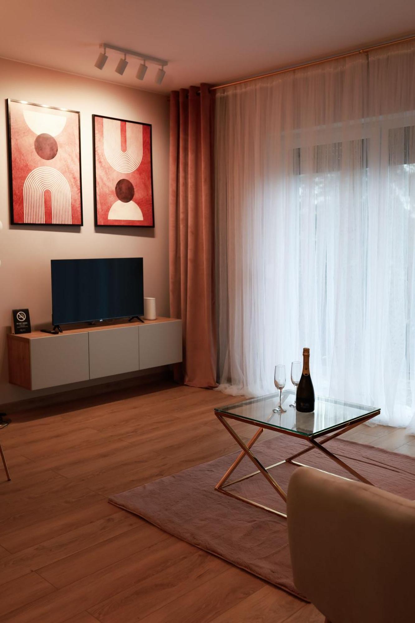 Apartament Milano Пневи Екстер'єр фото